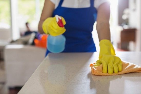 مؤسسة ايلين و ميرا لتأمين عاملات تنظيف بنظام اليومي 