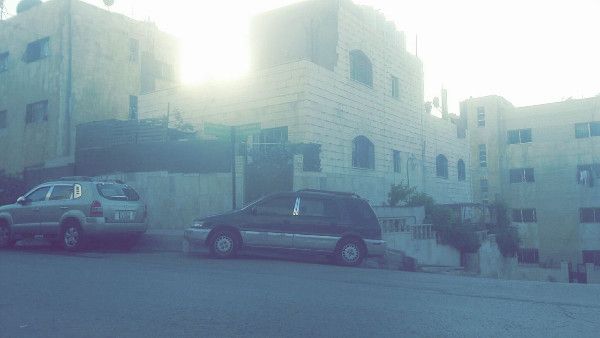 منزل للبيع عمان الذراع الغربي